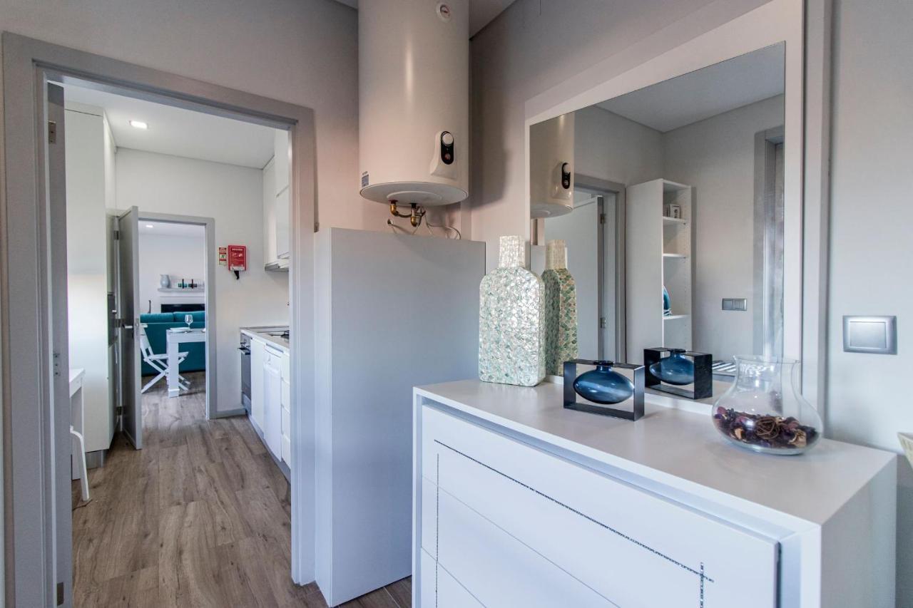 Downtown 1Br Apartment W/ Balcony By Lovelystay Porto Ngoại thất bức ảnh
